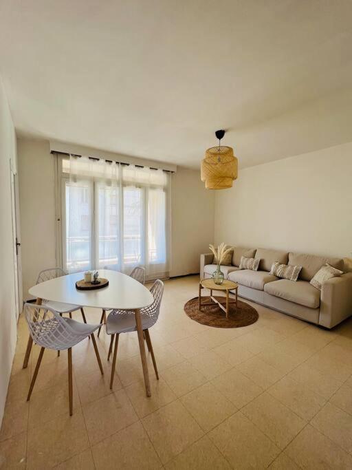 Logement A 10 Minutes A Pied De La Gare Centre Avignon Exterior photo